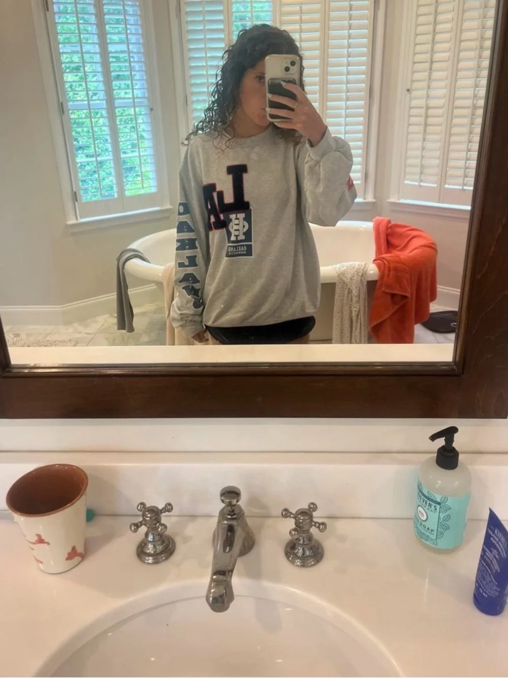 Urban Outfitters Gray Crewneck Sweatshirt